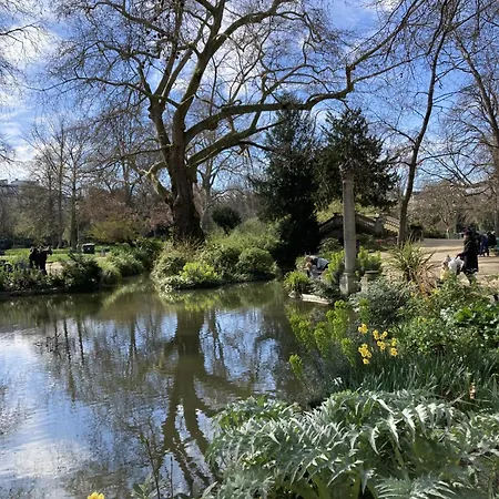 Parc Monceau Parigi